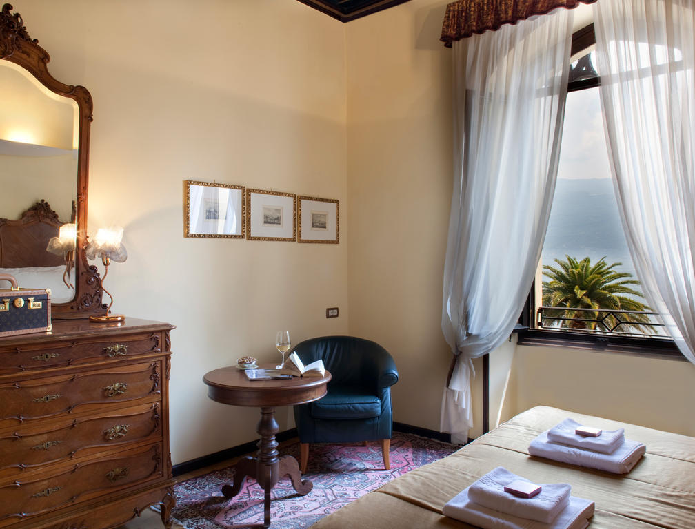 Hotel Villa Giulia Gargnano Chambre photo