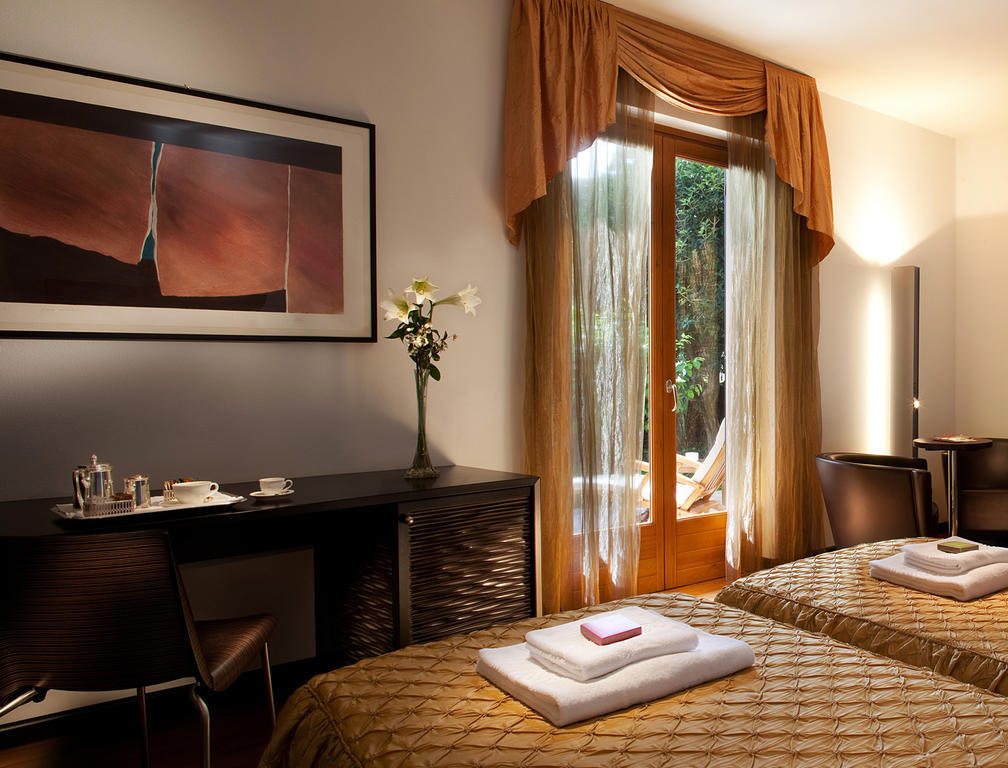 Hotel Villa Giulia Gargnano Chambre photo