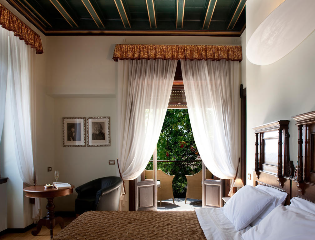 Hotel Villa Giulia Gargnano Chambre photo